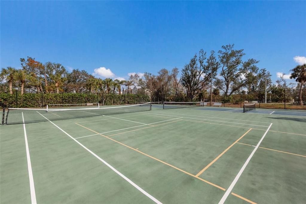 For Sale: $1,195,000 (3 beds, 3 baths, 2865 Square Feet)