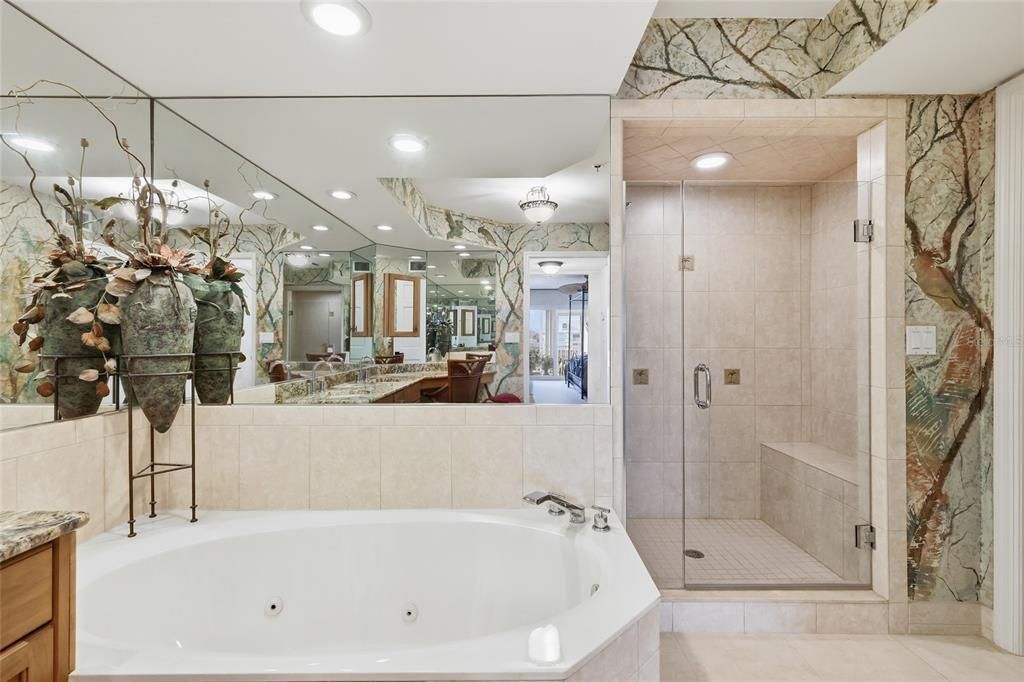 For Sale: $1,195,000 (3 beds, 3 baths, 2865 Square Feet)