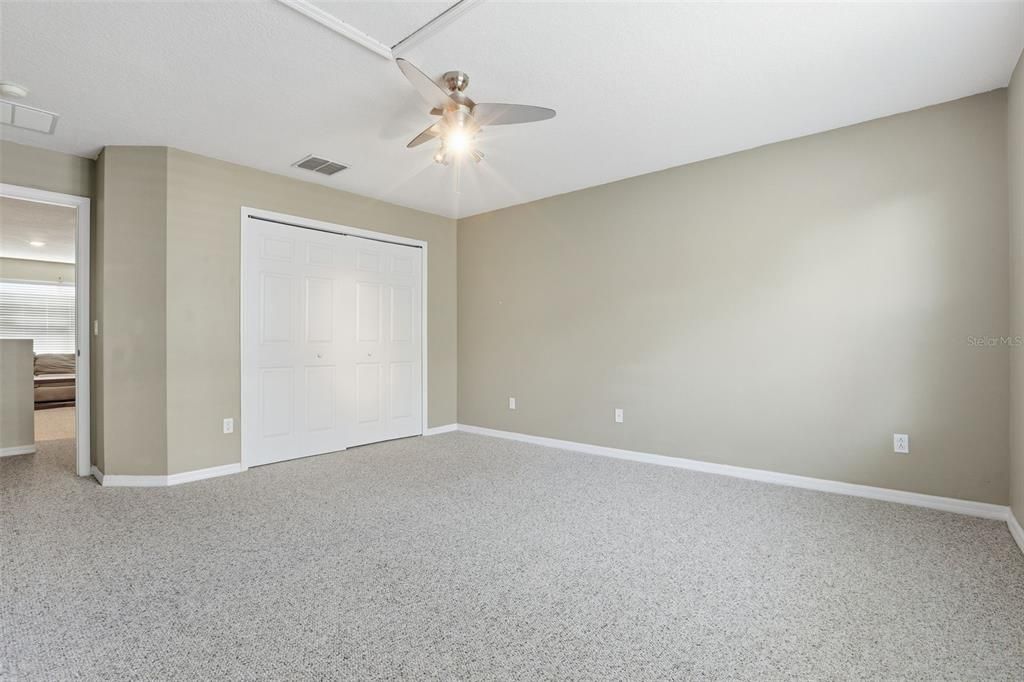 На продажу: $569,000 (5 спален, 3 ванн, 2585 Квадратных фут)