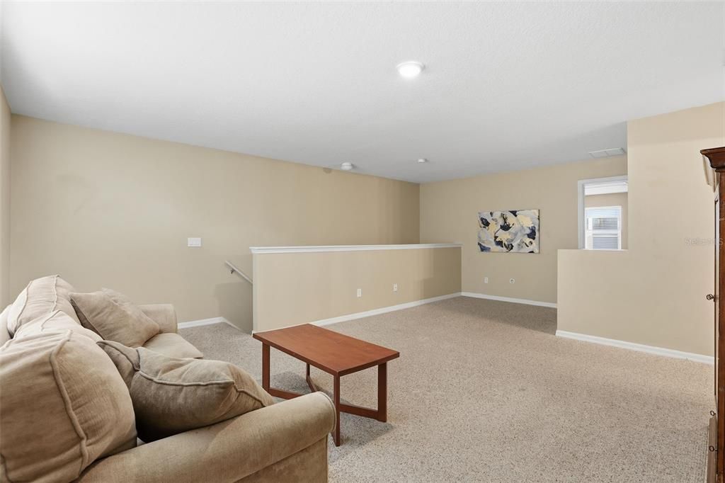 На продажу: $569,000 (5 спален, 3 ванн, 2585 Квадратных фут)