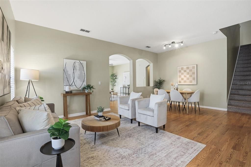 На продажу: $569,000 (5 спален, 3 ванн, 2585 Квадратных фут)