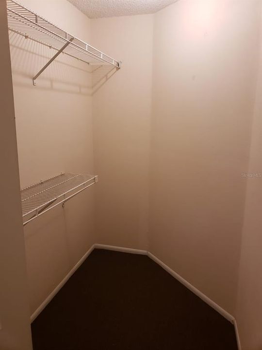 For Rent: $1,425 (2 beds, 2 baths, 990 Square Feet)