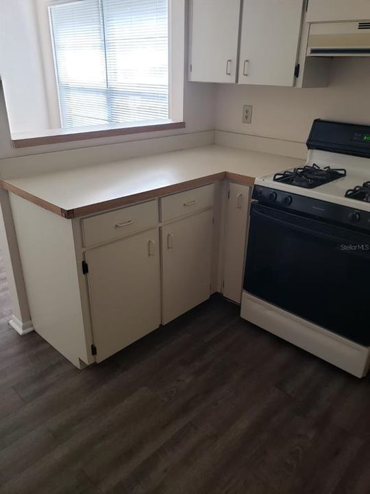 For Rent: $1,425 (2 beds, 2 baths, 990 Square Feet)