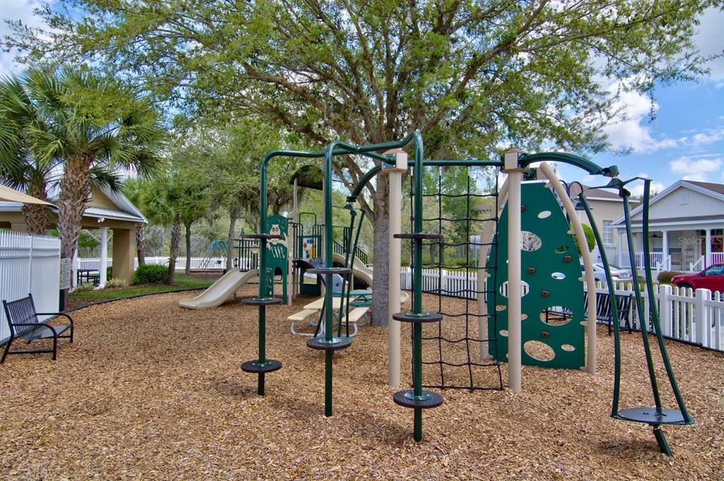 待售: $365,000 (3 贝兹, 2 浴室, 1530 平方英尺)