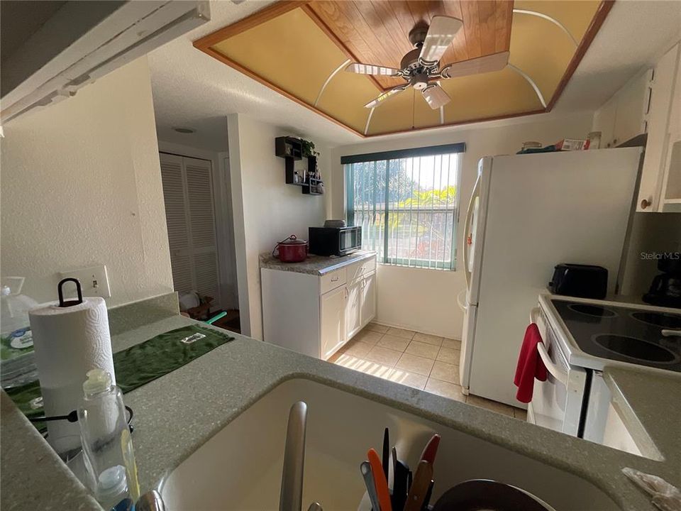 For Sale: $145,000 (2 beds, 2 baths, 1114 Square Feet)