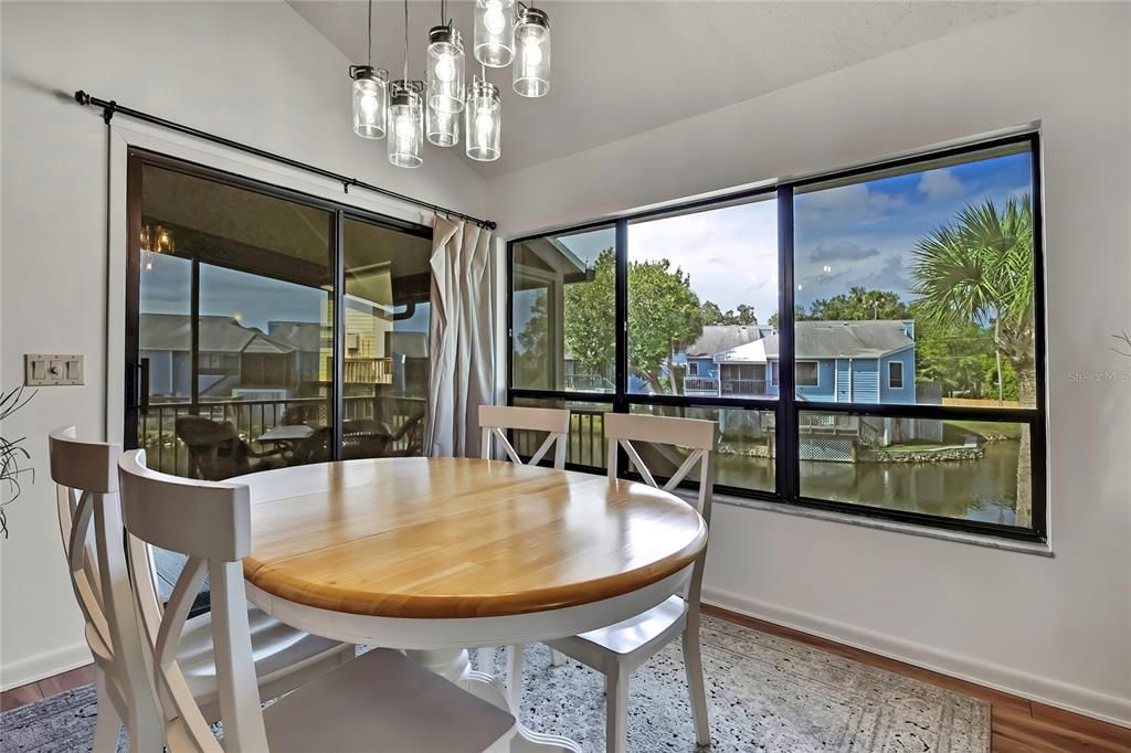 For Sale: $385,000 (2 beds, 2 baths, 1325 Square Feet)