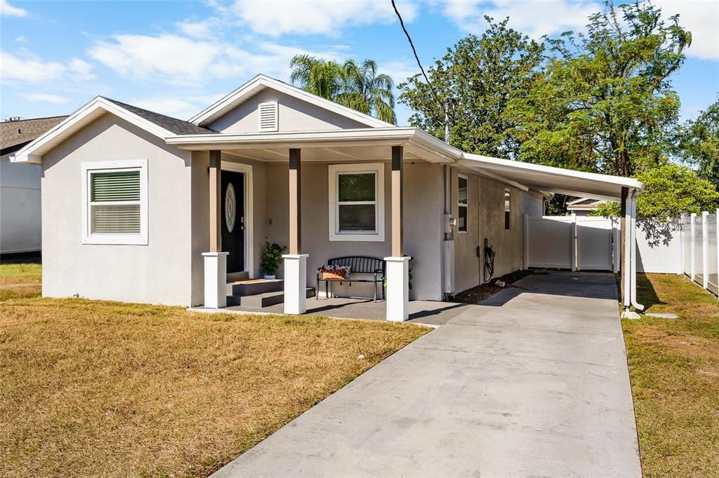 合同活跃: $365,000 (4 贝兹, 3 浴室, 1488 平方英尺)