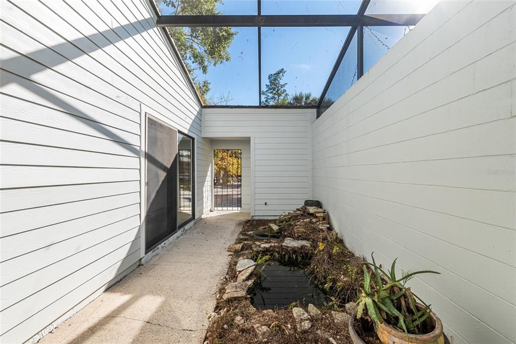 For Rent: $1,750 (2 beds, 2 baths, 1235 Square Feet)