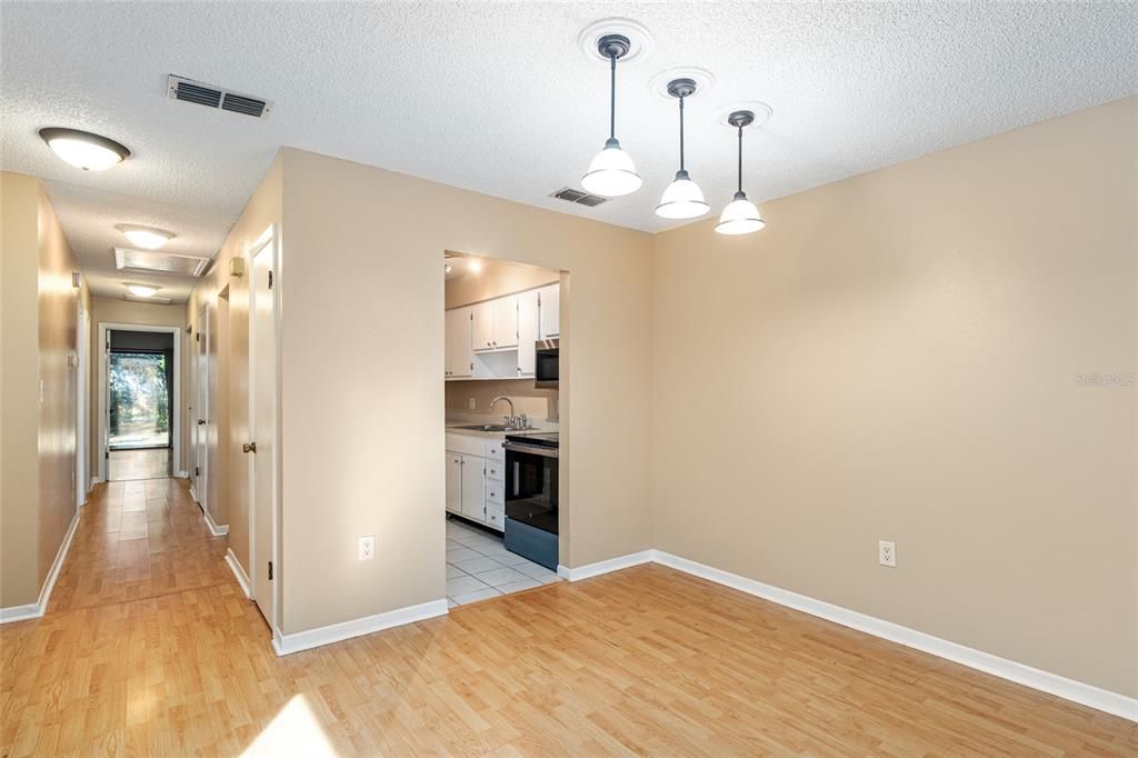 For Rent: $1,750 (2 beds, 2 baths, 1235 Square Feet)