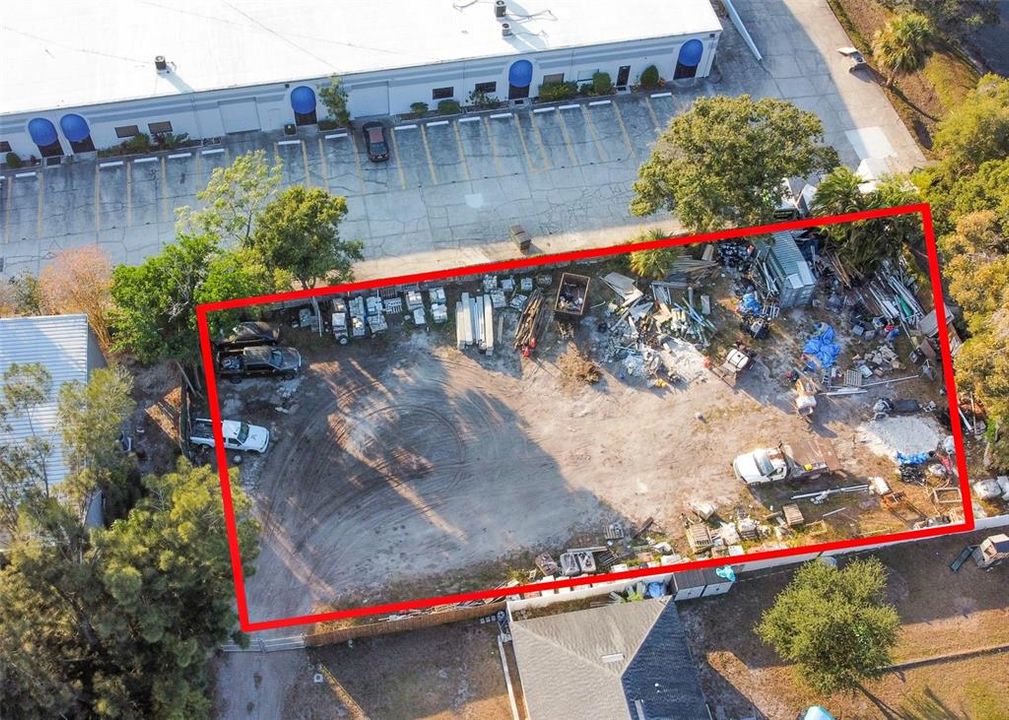 待售: $395,000 (0.28 acres)