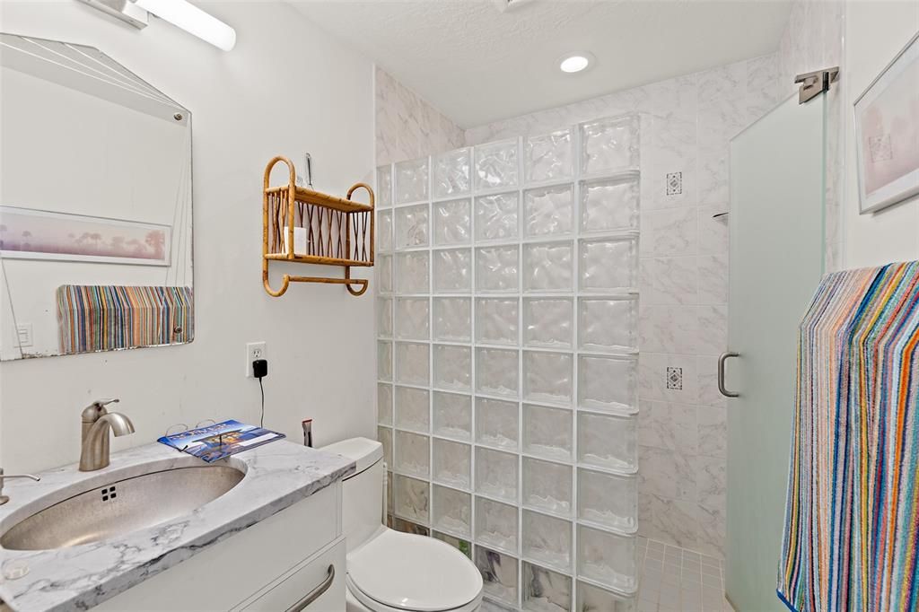 待售: $900,000 (3 贝兹, 3 浴室, 2740 平方英尺)