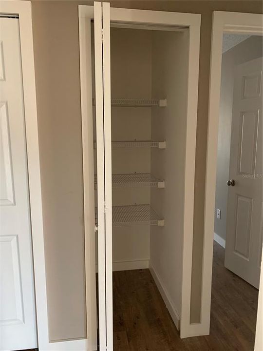 出租: $2,600 (4 贝兹, 2 浴室, 1897 平方英尺)