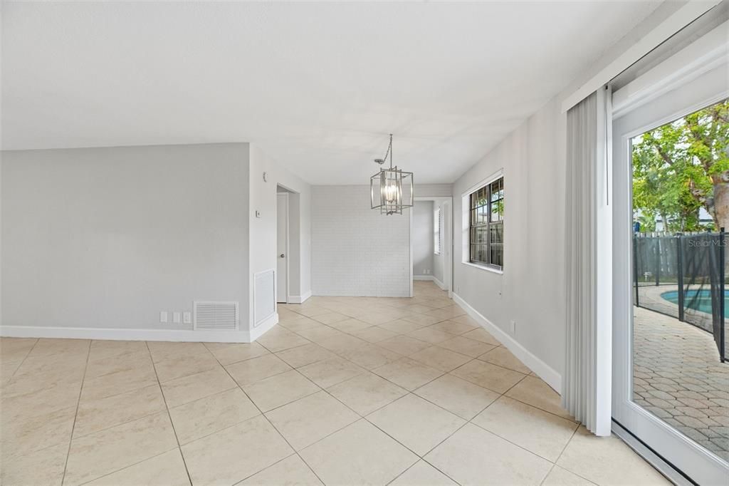 For Sale: $679,900 (3 beds, 2 baths, 1534 Square Feet)