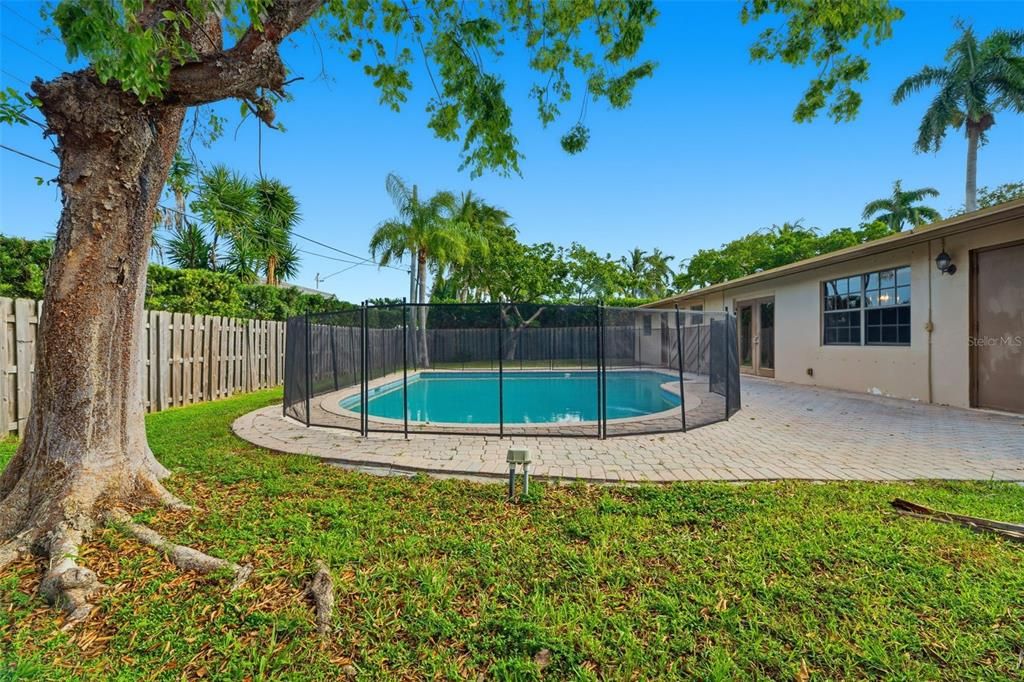 For Sale: $679,900 (3 beds, 2 baths, 1534 Square Feet)