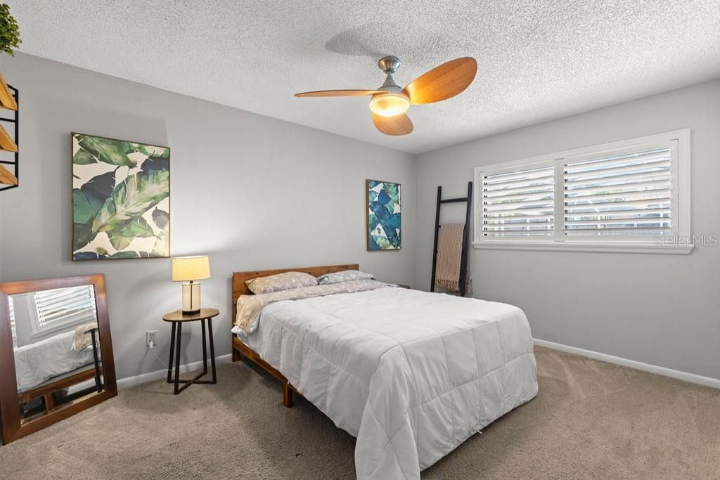 Active With Contract: $439,998 (3 beds, 2 baths, 2248 Square Feet)