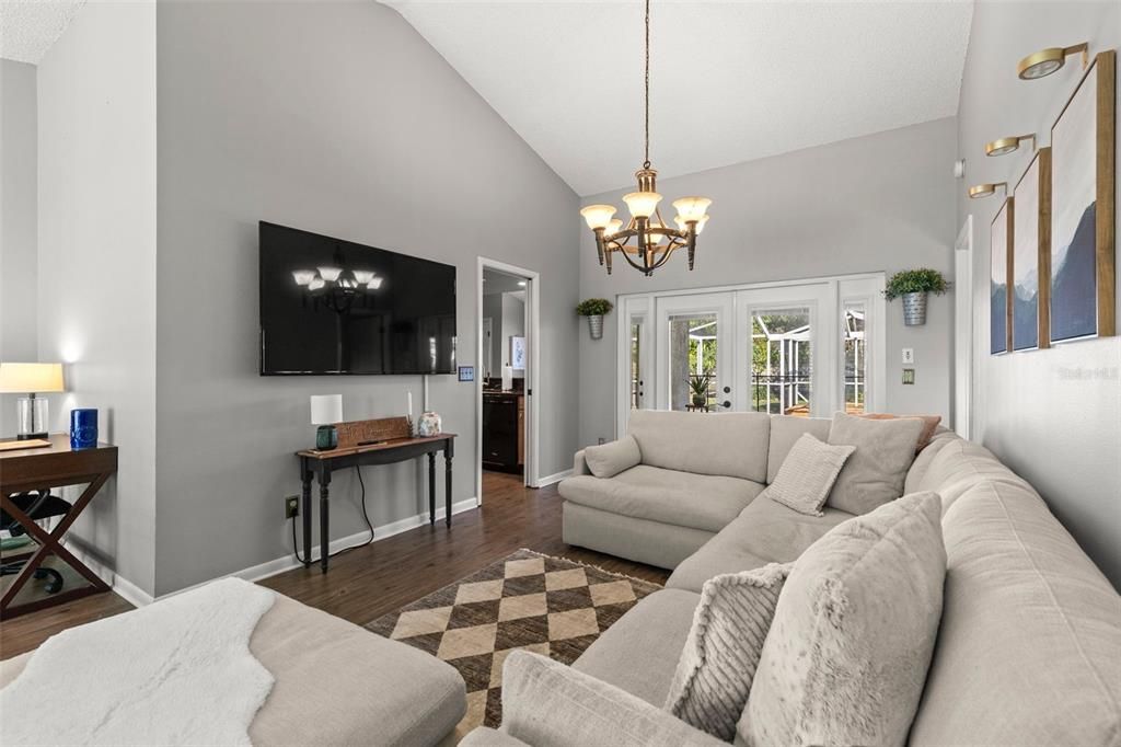 Active With Contract: $439,998 (3 beds, 2 baths, 2248 Square Feet)