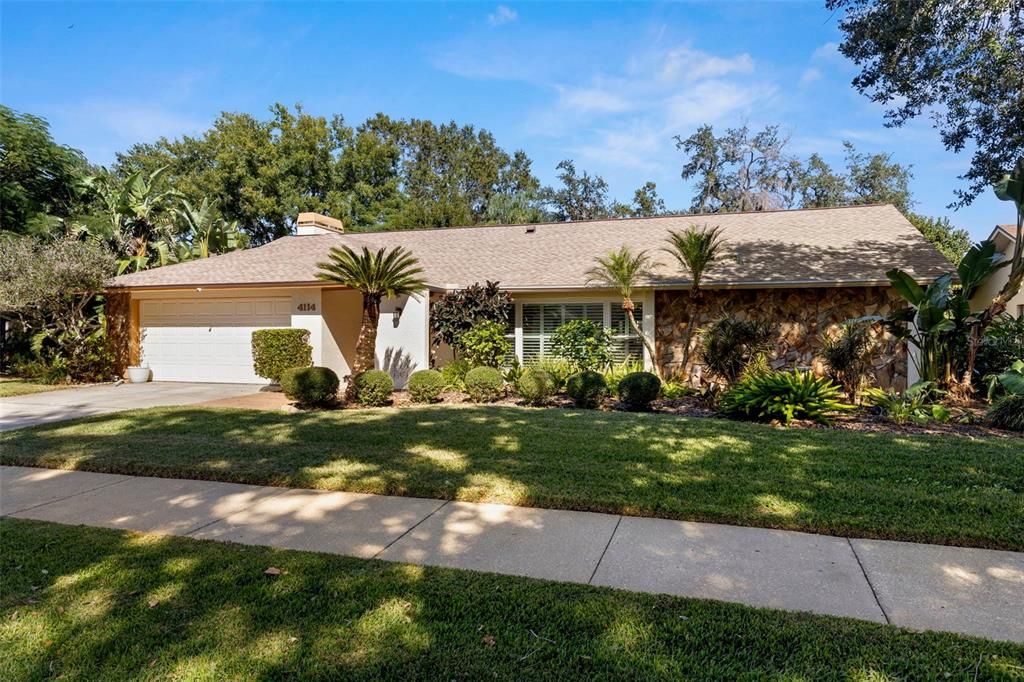 Active With Contract: $439,998 (3 beds, 2 baths, 2248 Square Feet)