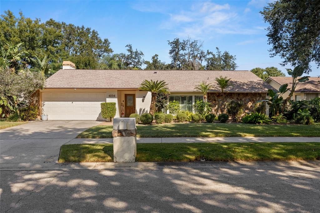 Active With Contract: $439,998 (3 beds, 2 baths, 2248 Square Feet)