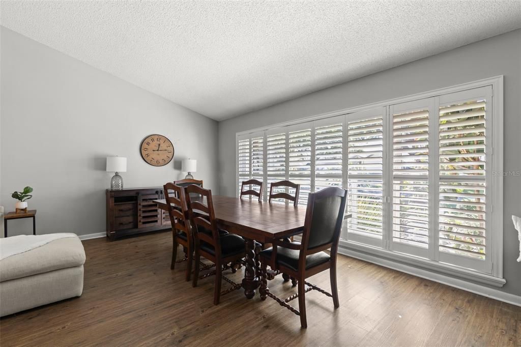 Active With Contract: $439,998 (3 beds, 2 baths, 2248 Square Feet)