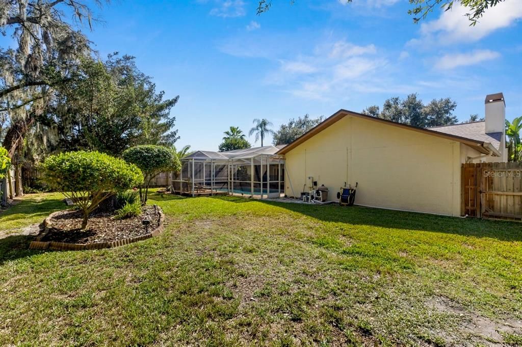 Active With Contract: $439,998 (3 beds, 2 baths, 2248 Square Feet)