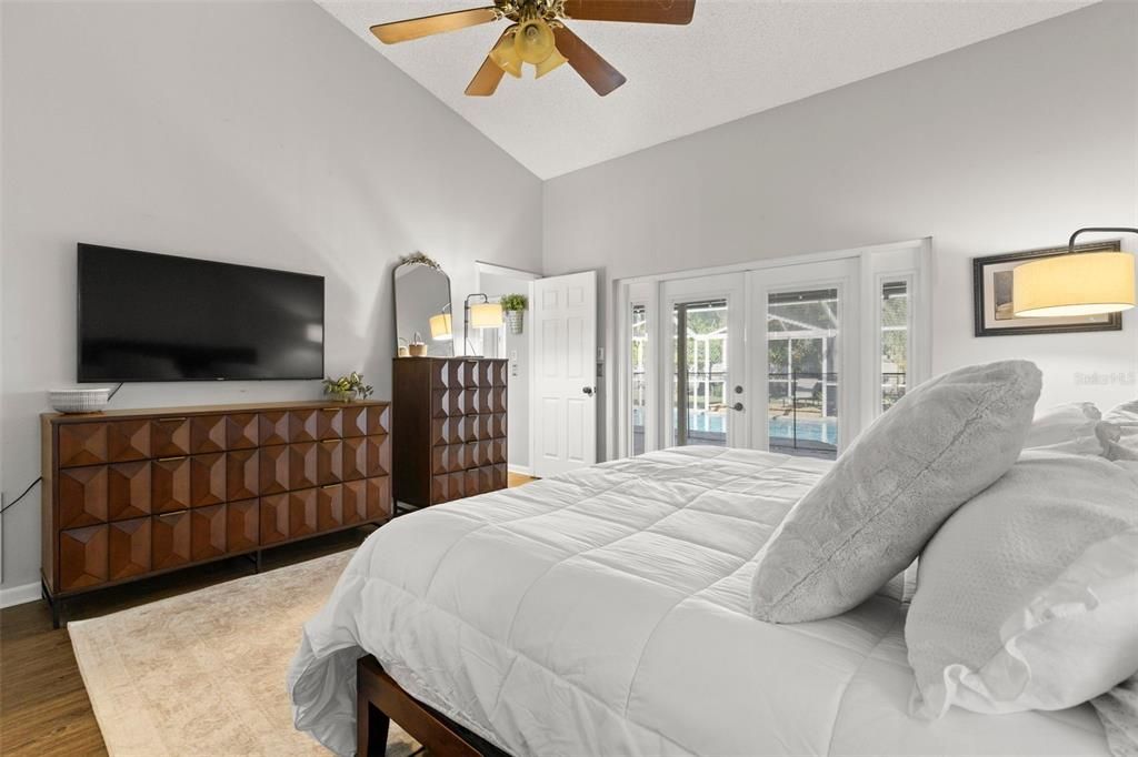 Active With Contract: $439,998 (3 beds, 2 baths, 2248 Square Feet)