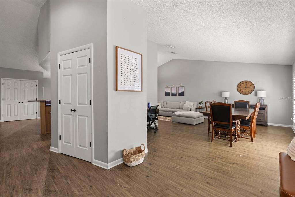 Active With Contract: $439,998 (3 beds, 2 baths, 2248 Square Feet)