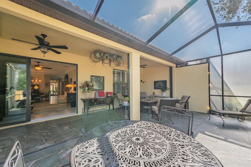 合同活跃: $319,000 (2 贝兹, 2 浴室, 1523 平方英尺)