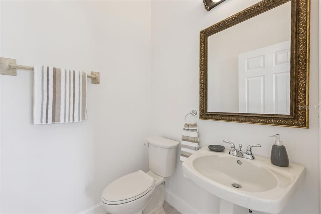 For Sale: $499,000 (4 beds, 2 baths, 2014 Square Feet)