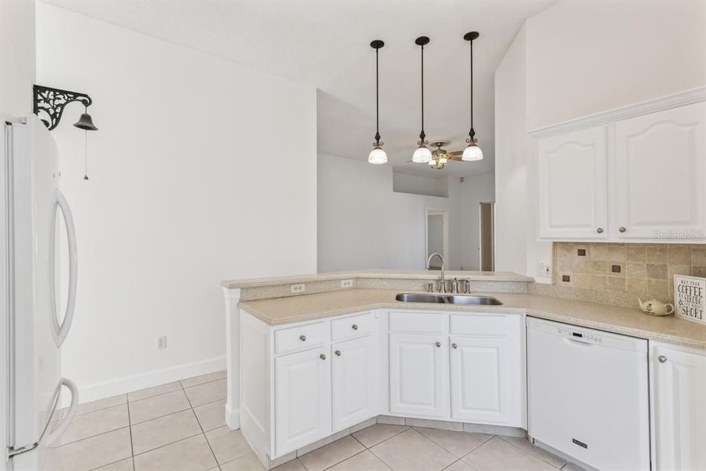 For Sale: $499,000 (4 beds, 2 baths, 2014 Square Feet)