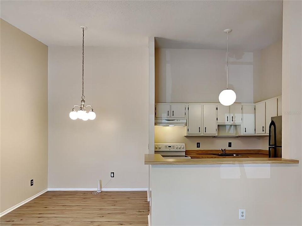 For Rent: $1,495 (2 beds, 2 baths, 1050 Square Feet)