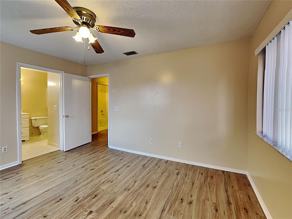 For Rent: $1,495 (2 beds, 2 baths, 1050 Square Feet)