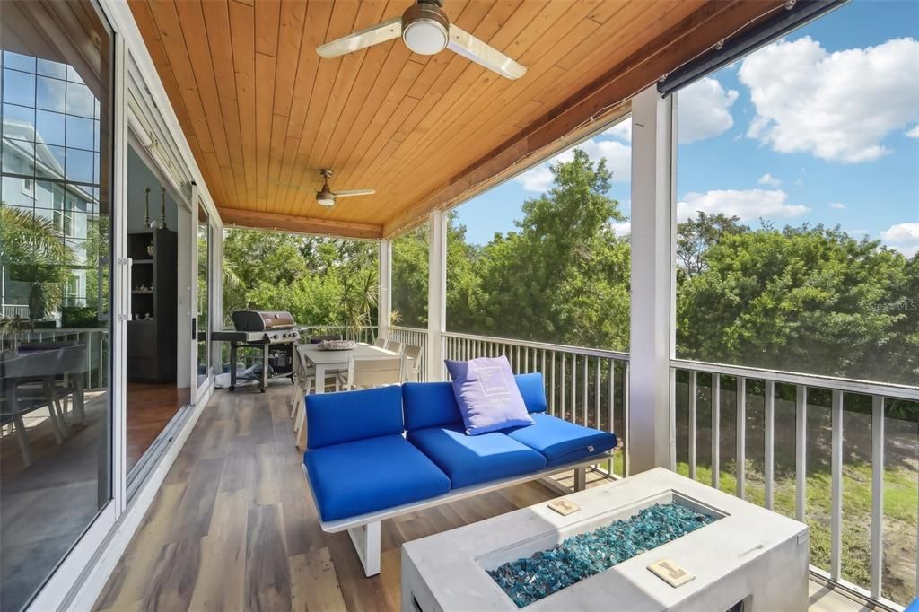 На продажу: $1,999,999 (3 спален, 3 ванн, 2856 Квадратных фут)