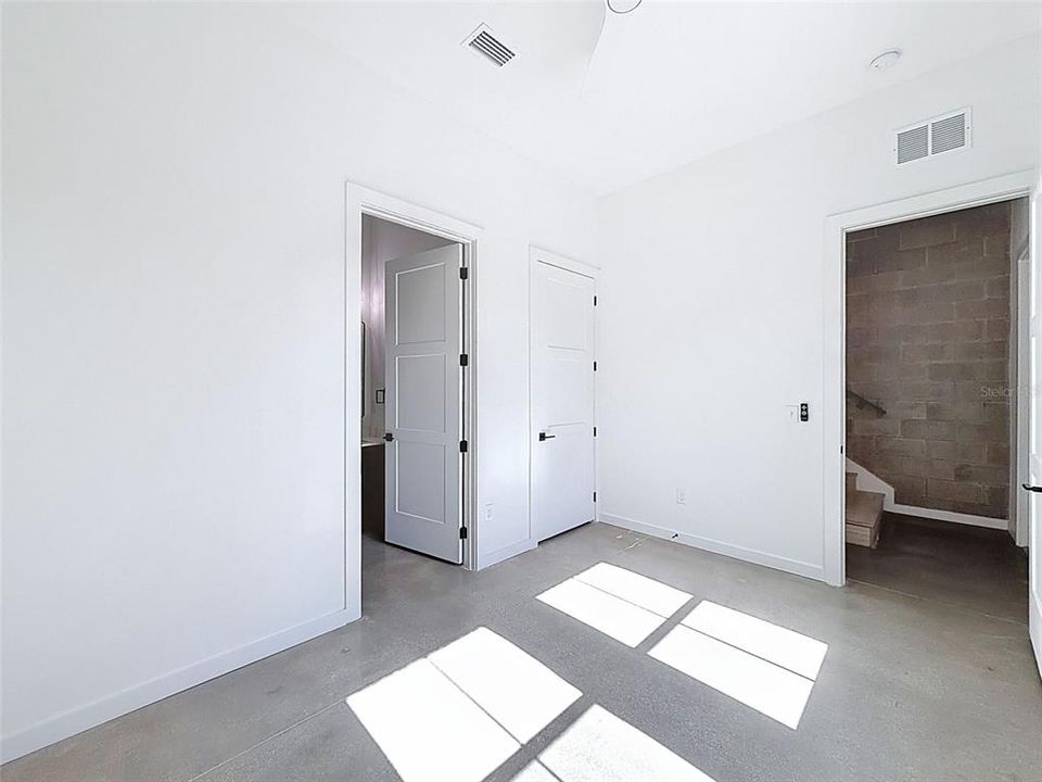 В аренду: $5,000 (3 спален, 3 ванн, 2104 Квадратных фут)