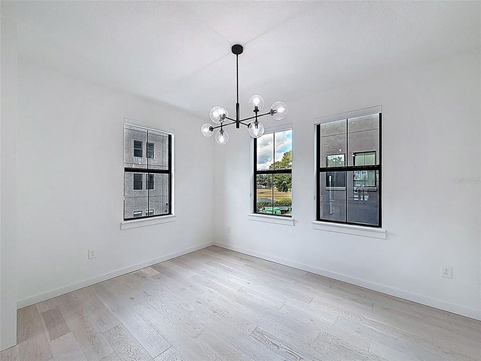 В аренду: $5,000 (3 спален, 3 ванн, 2104 Квадратных фут)