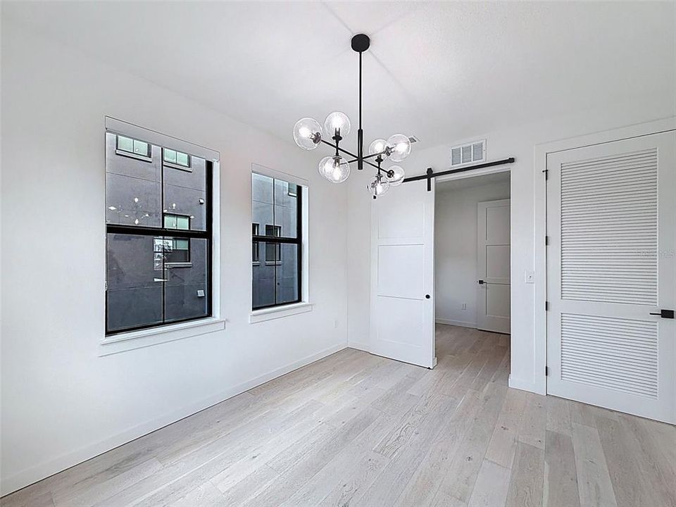 В аренду: $5,000 (3 спален, 3 ванн, 2104 Квадратных фут)