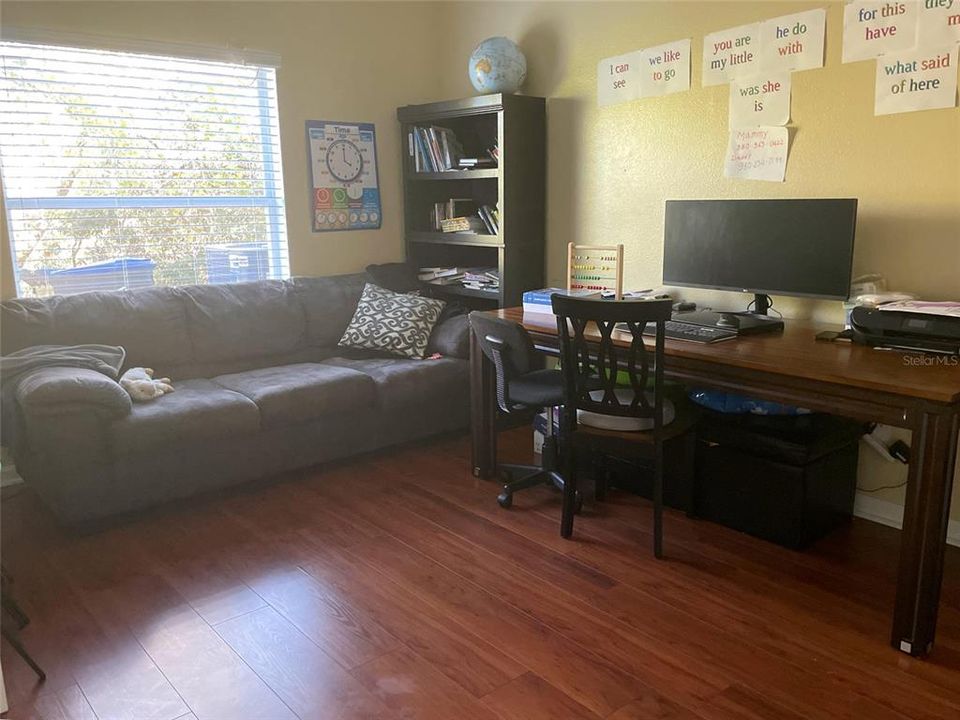 В аренду: $2,450 (4 спален, 2 ванн, 1775 Квадратных фут)