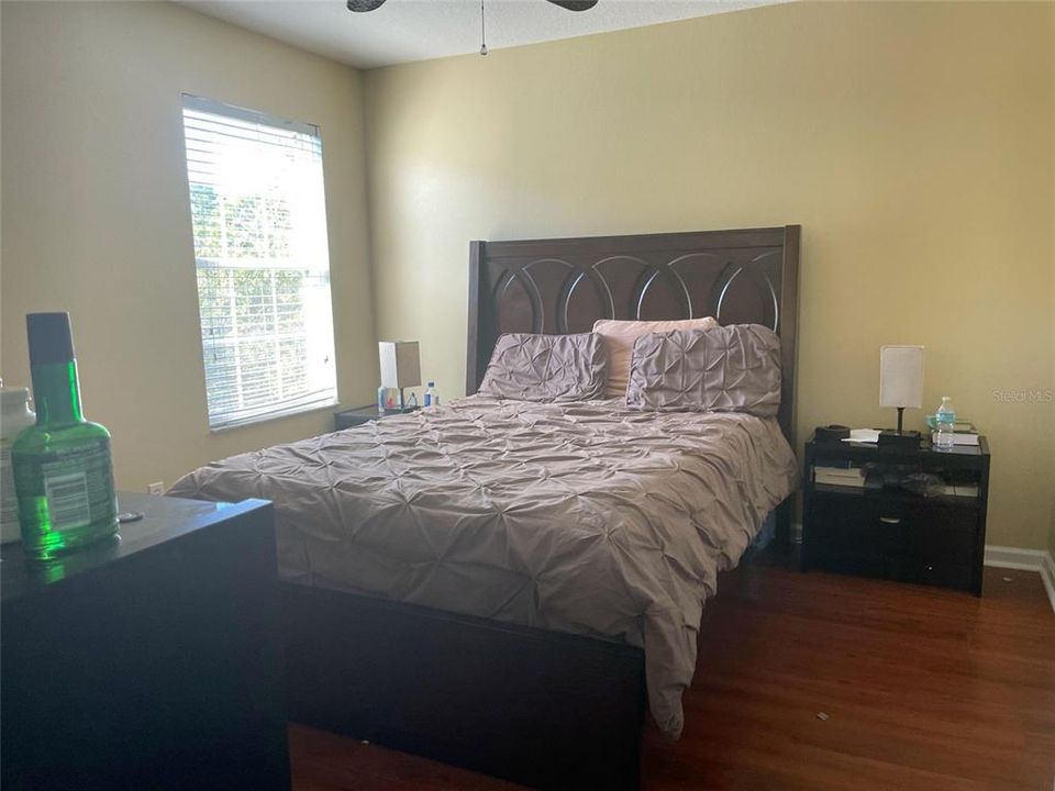 В аренду: $2,450 (4 спален, 2 ванн, 1775 Квадратных фут)