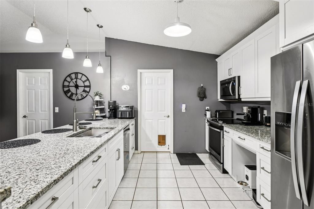 For Sale: $379,900 (3 beds, 2 baths, 1268 Square Feet)