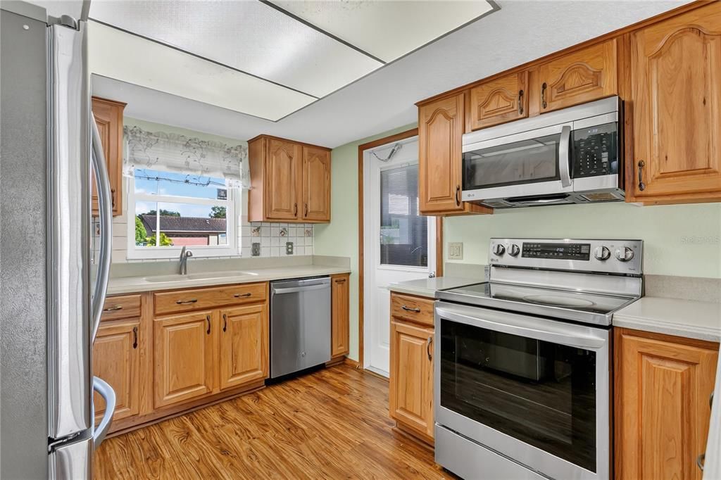 待售: $400,000 (3 贝兹, 2 浴室, 1544 平方英尺)