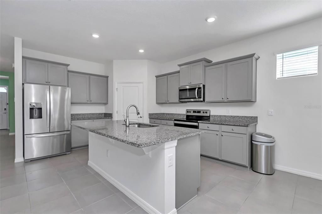 For Sale: $345,000 (4 beds, 2 baths, 2039 Square Feet)