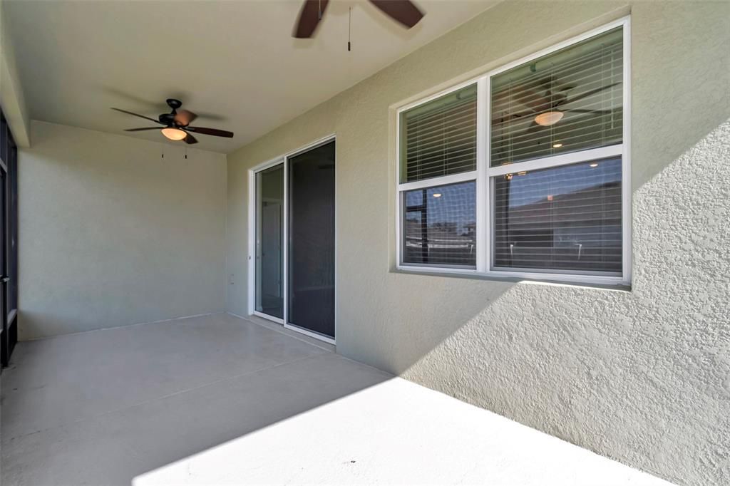 For Sale: $345,000 (4 beds, 2 baths, 2039 Square Feet)