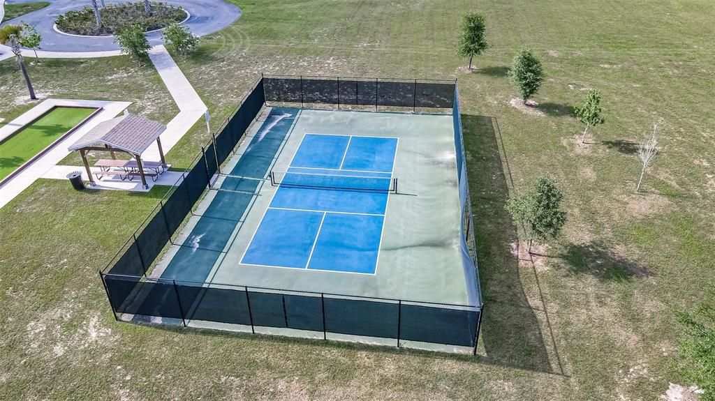 For Sale: $345,000 (4 beds, 2 baths, 2039 Square Feet)