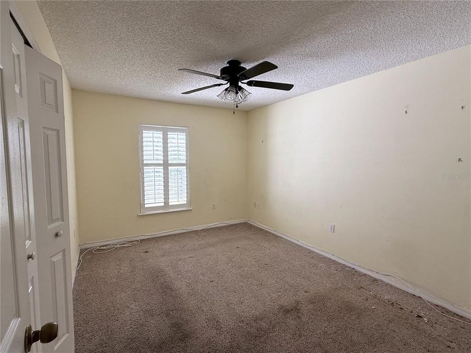 For Sale: $309,000 (4 beds, 2 baths, 2255 Square Feet)