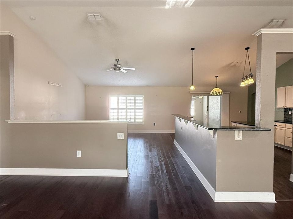 For Sale: $309,000 (4 beds, 2 baths, 2255 Square Feet)