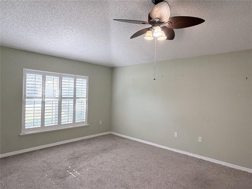 For Sale: $309,000 (4 beds, 2 baths, 2255 Square Feet)