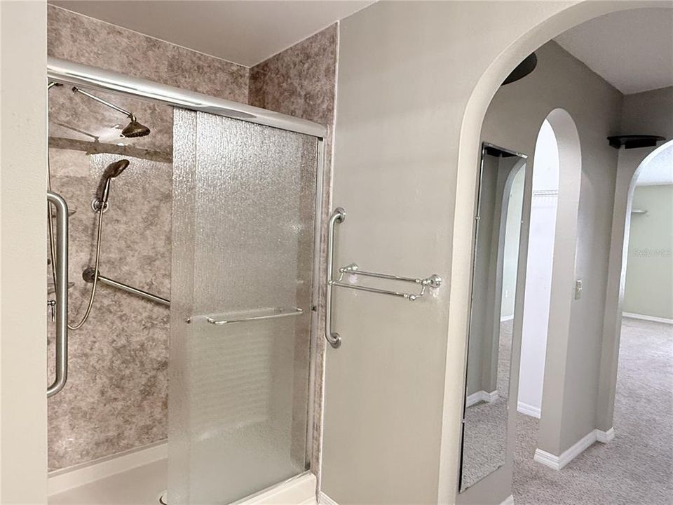 For Sale: $309,000 (4 beds, 2 baths, 2255 Square Feet)