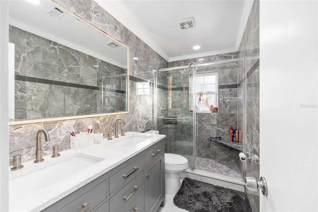 For Sale: $310,000 (4 beds, 2 baths, 1679 Square Feet)