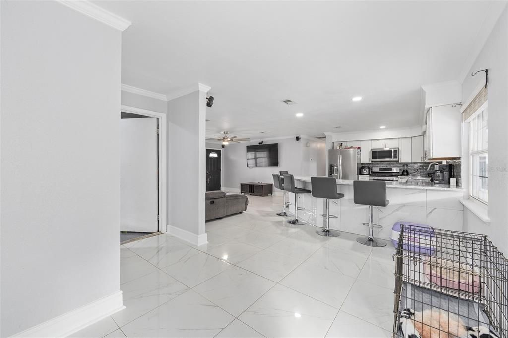 For Sale: $310,000 (4 beds, 2 baths, 1679 Square Feet)