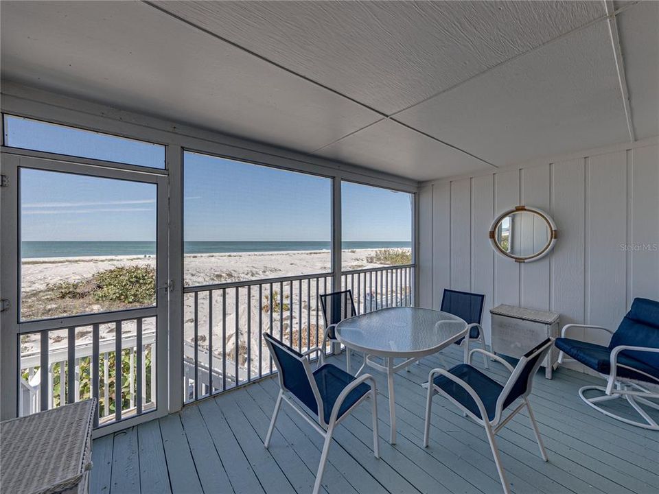 待售: $2,450,000 (2 贝兹, 2 浴室, 1328 平方英尺)