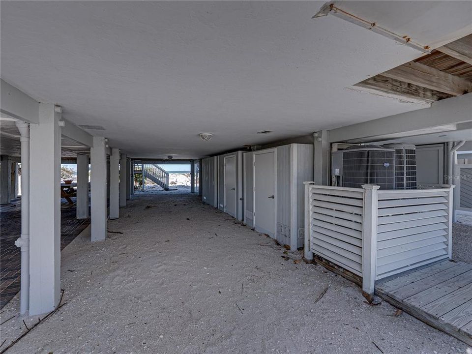 待售: $2,450,000 (2 贝兹, 2 浴室, 1328 平方英尺)